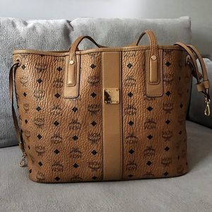 MCM Medium Reversible Shopper - Cognac